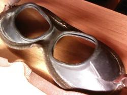 post-4269-0-26651400-1329409675_thumb.jp