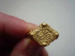 post-10176-0-08841900-1332747821_thumb.j