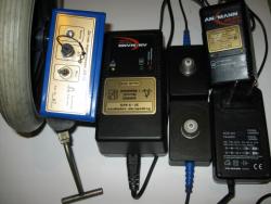 3 зарядных устройства с блоком перемещения.jpg