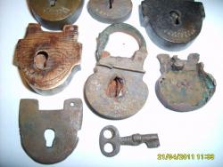 post-2369-0-07393200-1303466455_thumb.jp