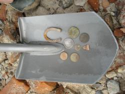 post-4446-0-28717400-1335712555_thumb.jp