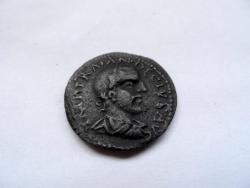 post-33934-0-44546500-1429807603_thumb.j