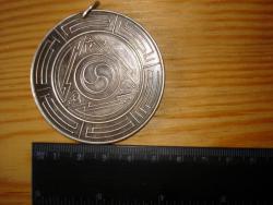 post-33958-0-09206600-1428251745_thumb.j