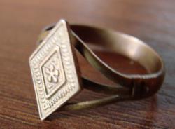 post-3053-0-79054300-1367917505_thumb.jp