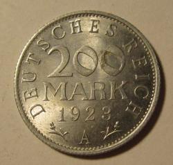 post-34831-0-69619600-1439494312_thumb.j