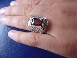 post-32049-0-89176400-1409944380_thumb.j