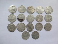 post-31276-0-38908500-1442674157_thumb.j