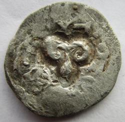 post-33510-0-27636800-1443343422_thumb.j