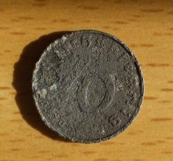 post-35181-0-88190800-1443109428_thumb.j