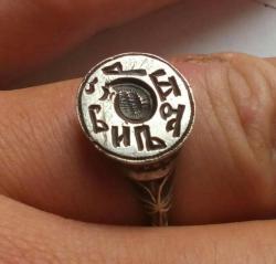 post-35413-0-53663600-1443179781_thumb.j