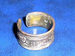 post-4632-0-55948700-1319289801_thumb.jp