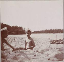 post-9320-0-05943900-1382288955_thumb.jp