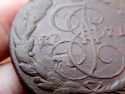 post-33123-0-90971300-1448888089_thumb.j