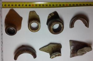 07.04.2016. Vauxhall. 7 pieces of a pottery. 1 side.jpg