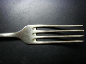 S73F1670 (Small).JPG