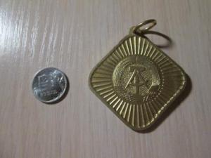 znak_medal_frachnik_za_strelbu_za_rubl_13.jpg -27 р.jpg