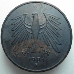 4 марок 1981 обжег гарелкой.JPG