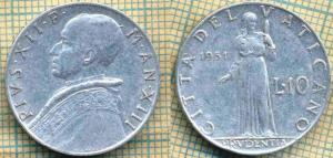 Ватикан 10 лир 1951  50.jpg