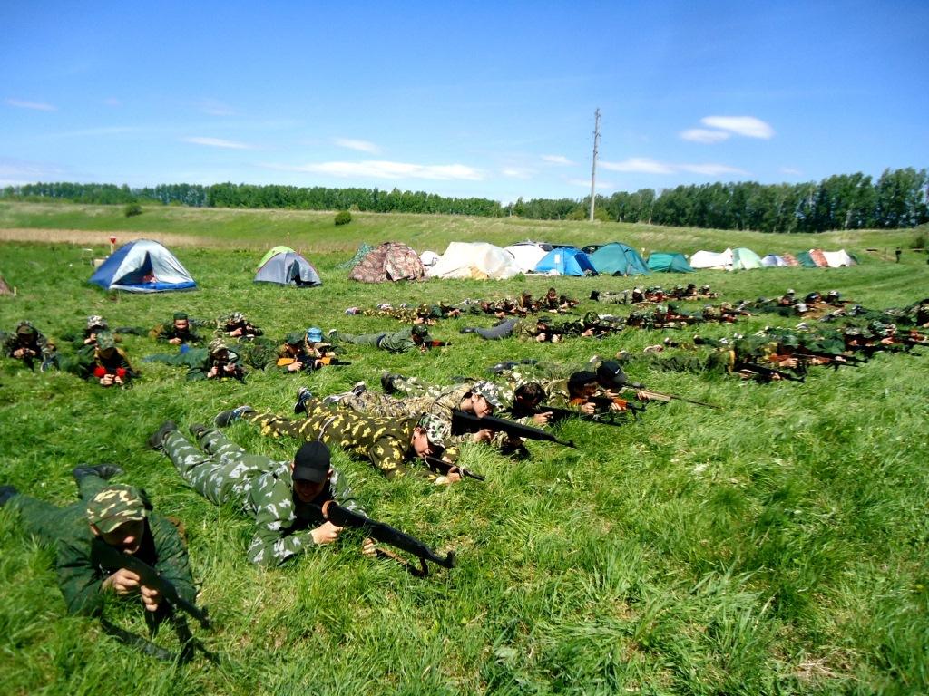 Где пройти военные сборы. Военные сборы в палатках. Военные сборы обои. Военные сборы жизнь в палатках фото домашнее.