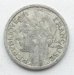 IMG04757выст Франция 1 фр 1949 В.jpg