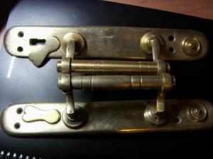 S73F1702 (Small).JPG