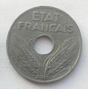 IMG04859выст Франция 20 сентим 1943 Виши.jpg