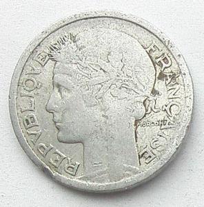 IMG04743выст Франция 1 фр 1941.jpg