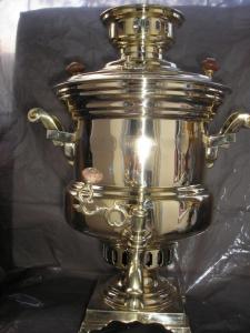 Аленчиков и Зимин кастрюля.jpg