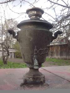 Аленчиков и Зимин рюмка.jpg