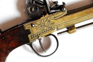 517754160_pistolet_kremnevyj_morskoj_bronzovyj_anglija_xviii(1).thumb.jpg.ea820f9fa32d66b992da0a0eb4b10a3d.jpg