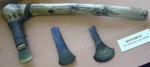 Топорик бронзового века3.jpg