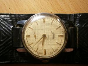 часы золоченые 055.JPG