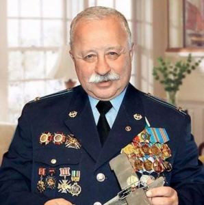 2021-02-05 19_39_07-Якубович В Орденах Фото.png