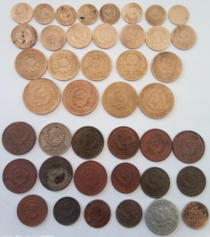 Триллионы монет на старте. Монеты 42 года советские. Монетка 42. Сложи в корзину сувениры которые стоят 8 9 30 и 42 монеты.