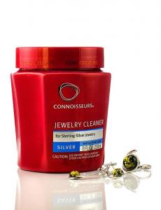 sredstvo_dlya_chistki_izdeliy_iz_serebra_connoisseurs.jpg