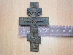 Крест киот + разное + разн с монет 002.JPG