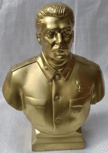 Бюст Сталина И.В. высота 16см вес - 400гр.jpg