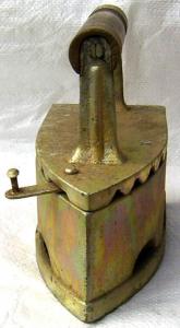 Утюг чугунный угольный УМЗ КАСИМОВ до 1961г. новый (3).JPG