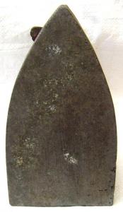 Утюг чугунный угольный вес 1.5кг (12).JPG