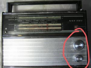 tranzistornyj_radiopriemnik_iz_sssr_vef_202_v_ideale_priemnik_rabochij.thumb.jpg.2109fd17050d70e1600dce1b0a7967a6.jpg