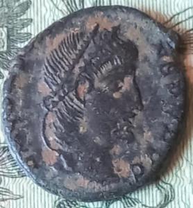 Screenshot_20220828-122243_Magnifier & Microscope.jpg