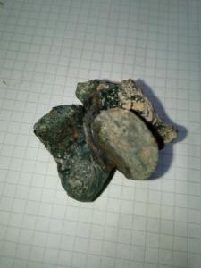 оплавыш в стекле (монета).jpg