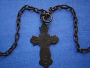 ложка с вилкой и крестик на цепи 011.JPG
