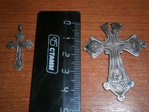 2 сереб крестика 84 пр. один с утр 001.JPG