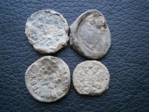 две тельн иконки+4 пломбы цари 007.JPG