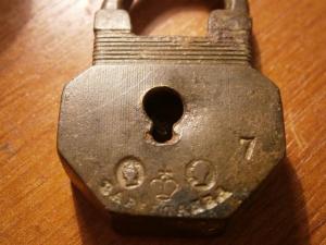 складень+замочек+подсвечник.юра 002.JPG