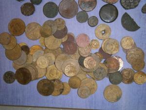 разное с монетами ссср и остатками имперских на опыты 003.JPG