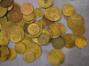 разное с монетами ссср и остатками имперских на опыты 004.JPG