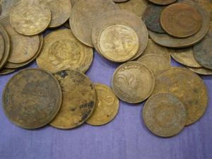 разное с монетами ссср и остатками имперских на опыты 005.JPG