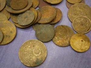 разное с монетами ссср и остатками имперских на опыты 006.JPG